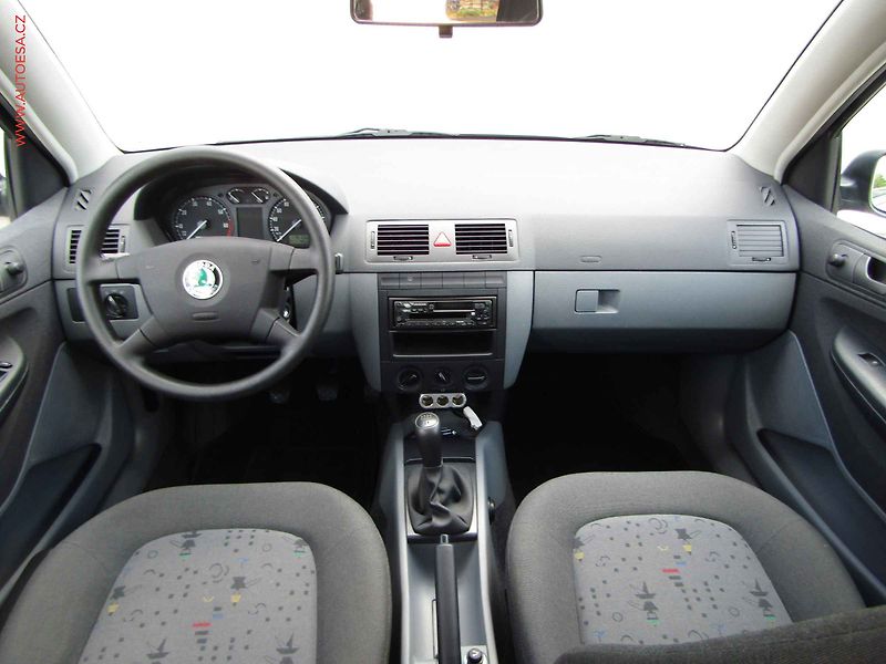 Škoda Fabia (2003) 1.2i, 2.maj,ČR, El.okna - fotka 8 z 16