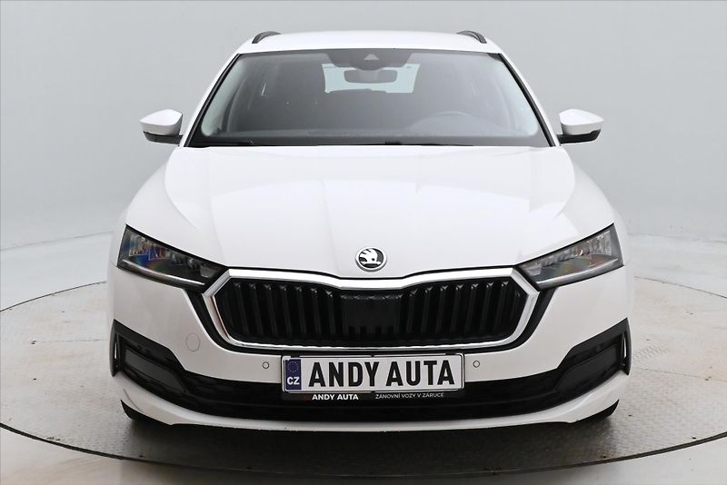 Škoda Octavia 2,0 TDI 110kW DSG Ambition 4x4 - fotka 2 z 30