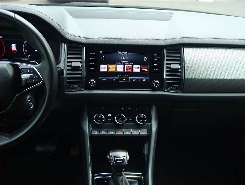 Škoda Kodiaq (2023) Style 2.0 TDI - fotka 12 z 21