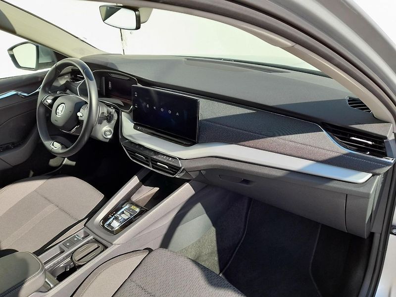 Škoda Octavia Combi M-HEV Style Plus Navi 1. - fotka 20 z 29