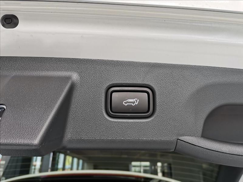 Hyundai Tucson 1,6 T-GDI 20 years - fotka 9 z 11