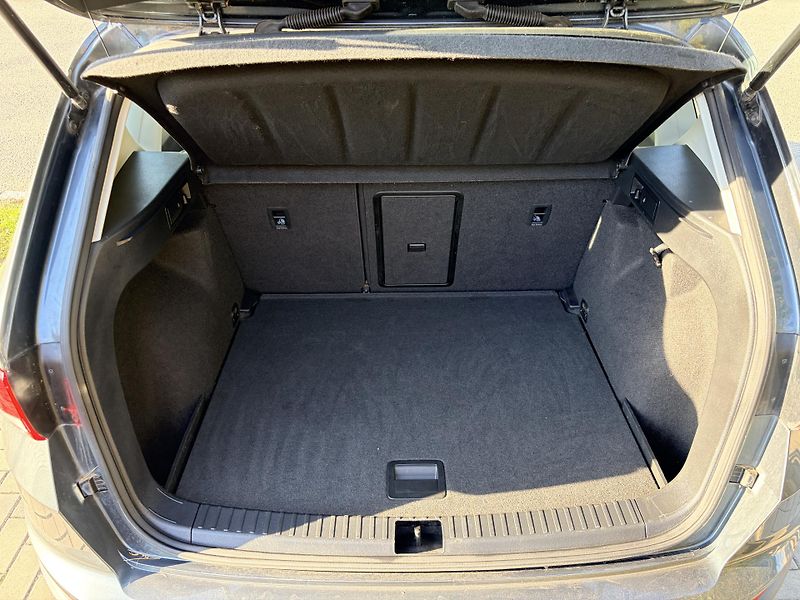 Seat Ateca 1.4TSI 110KW TAŽNÉ 360 KAMERY - fotka 45 z 53