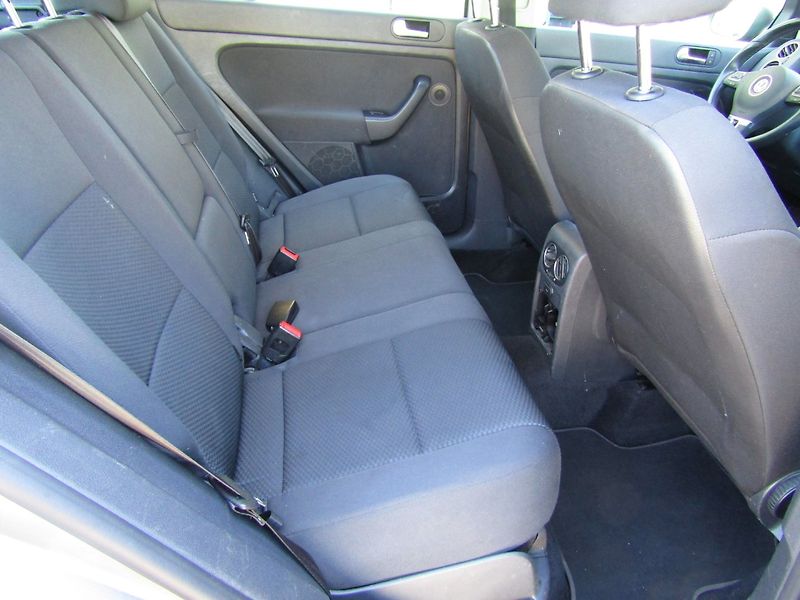 Volkswagen Golf Plus (2014) 1.6 TDI 77kW - fotka 24 z 35