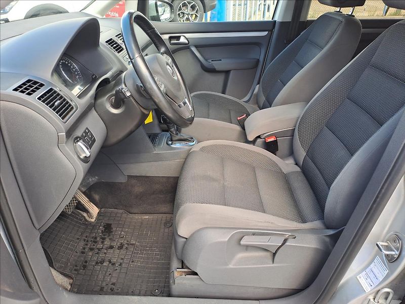 Volkswagen Touran 1,4 TSI CNG DSG - fotka 5 z 15