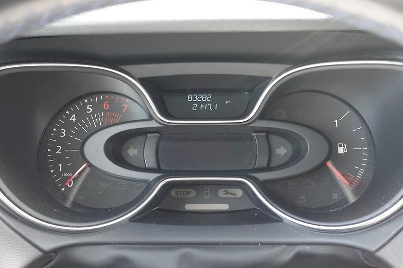 Renault Captur 1,3TCe 110kW Automat - fotka 24 z 30