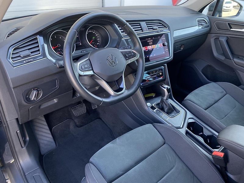 Volkswagen Tiguan 1,5 TSI 110 kW EVO Life DSG - fotka 7 z 29