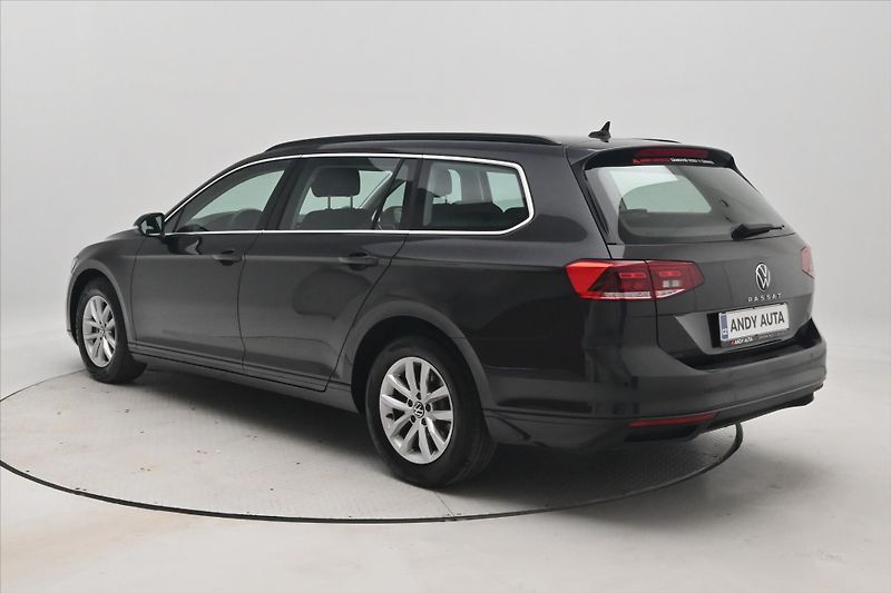 Volkswagen Passat 2,0 TDI 110kW DSG Business Zár - fotka 7 z 32