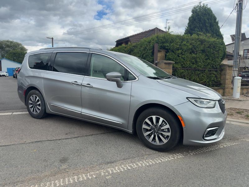 Chrysler Pacifica (2021) 3,6 Hybrid Plug Radar 360 2021 - fotografie inzerátu