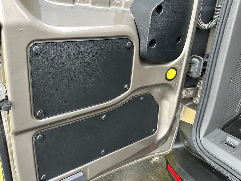 Ford Transit Connect (2019) AUTOMAT*7.Míst*1.5/74kW*1.Maj  - fotka 37 z 47