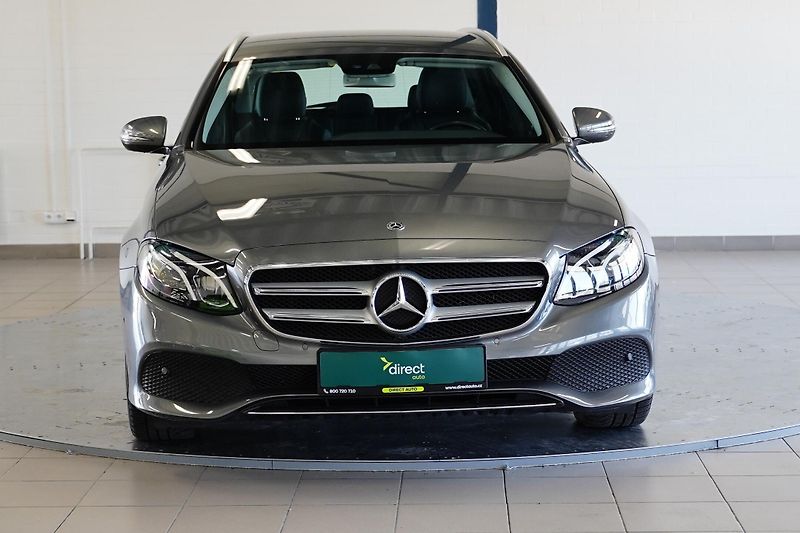 Mercedes-Benz Třídy E - fotka 4 z 37