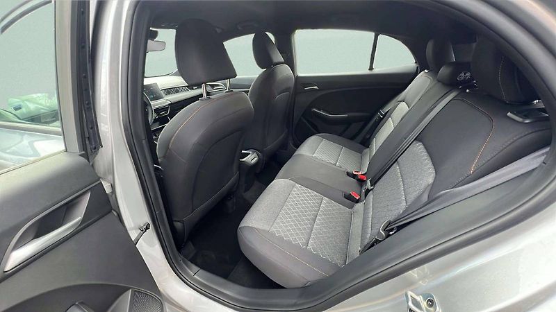 MG MG3 ICE EXCITE 1.5L (85kW/116k) MT - fotka 29 z 37