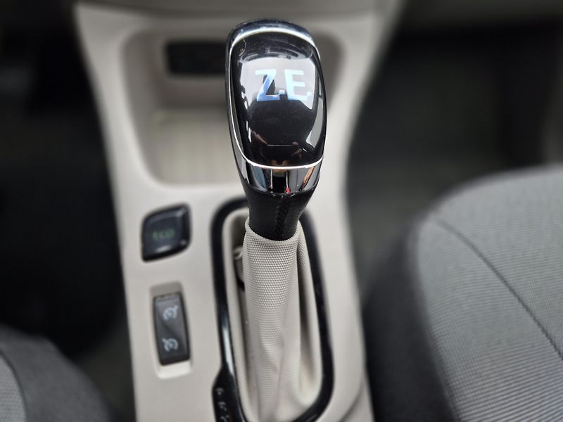 Renault ZOE (2016) - fotka 18 z 22