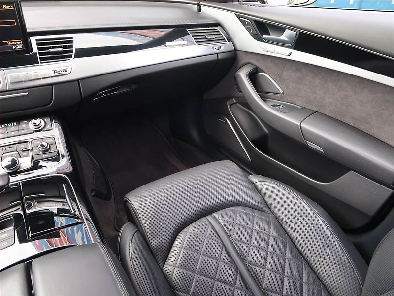 Audi A8 (2016) 3.0 TDI - fotka 8 z 20