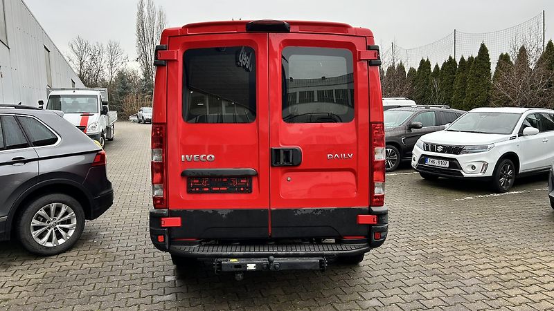 Iveco Daily 2.3M-Jet 35S 5.Míst  - fotka 8 z 12