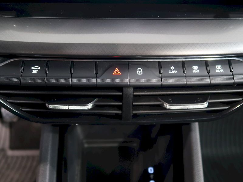 Škoda Octavia (2020) AMBITION 2.0TDI 85KW - fotka 26 z 36