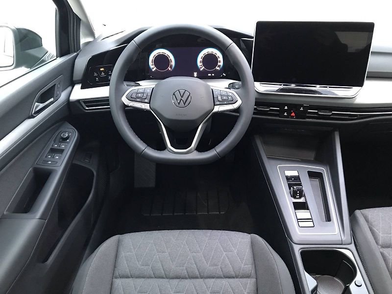 Volkswagen Golf (2026) People 7DSG 1,5eTSI - fotka 6 z 7