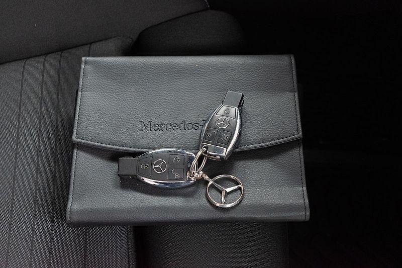 Mercedes-Benz GLC 250d 4MATIC*ACC*TAŽNÉ*DPH - fotka 34 z 44