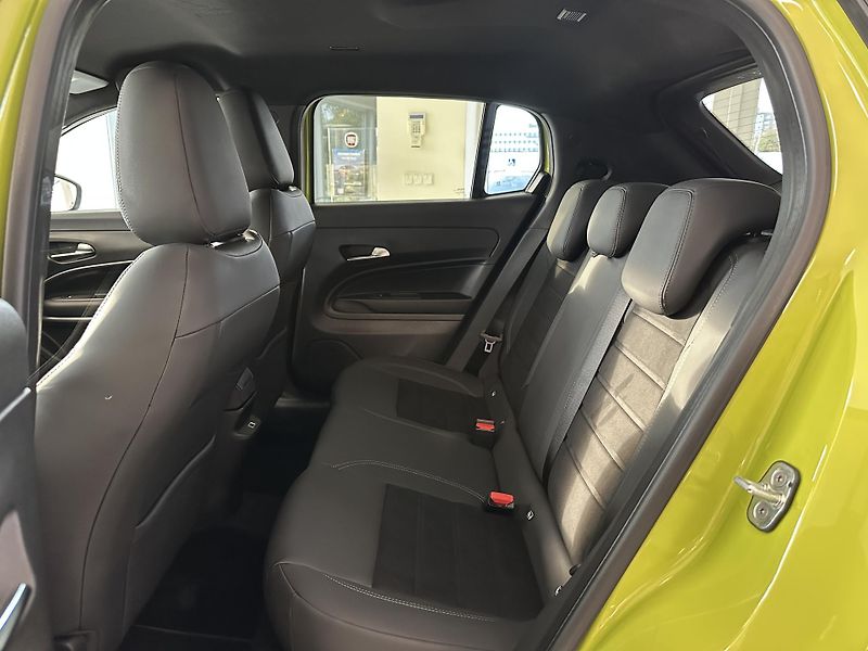Fiat 600 (2026) Sport 1,2 Turbo Hybrid 145k AT - fotka 10 z 25