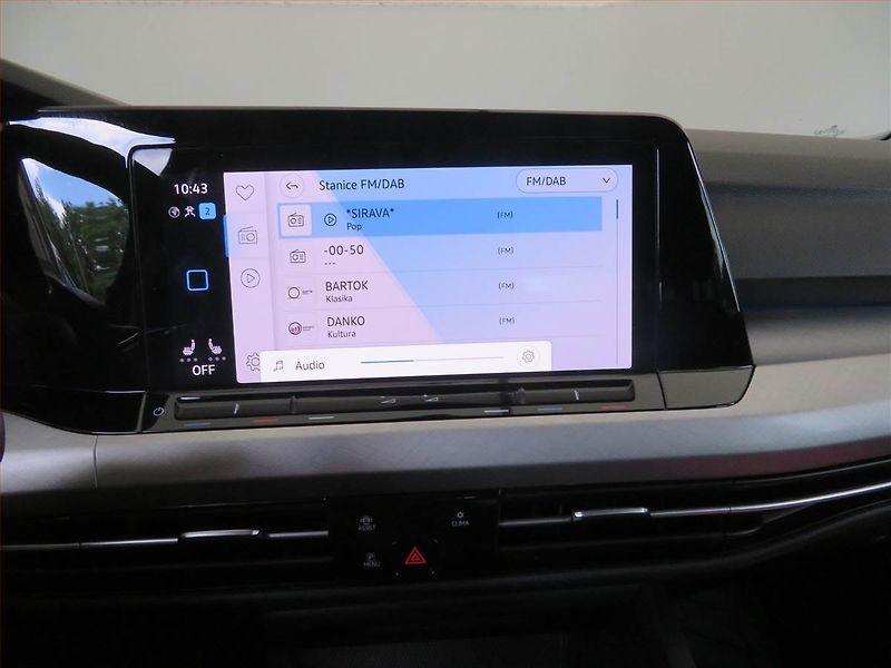Volkswagen Golf (2023) 2.0 TDI, Navi, Tempomat - fotka 12 z 16