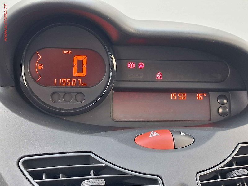 Renault Twingo (2009) 1.2i, AC - fotka 14 z 14