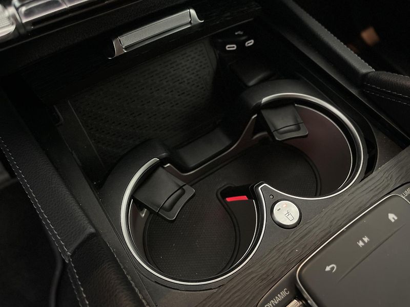 Mercedes-Benz GLE 450d 4Matic AMG - fotka 36 z 36