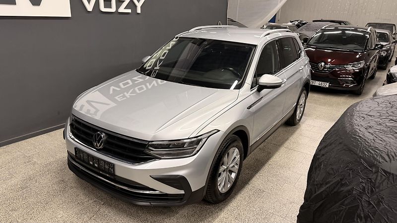 Volkswagen Tiguan (2022) 2.0 TDI,LIFEREZERVOVÁNO - fotka 8 z 40