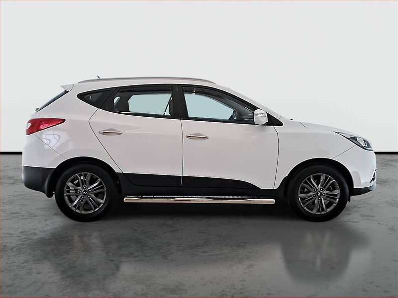 Hyundai ix35 (2015) 1.6 GDI, Serv.kniha, Kůže - fotka 6 z 18