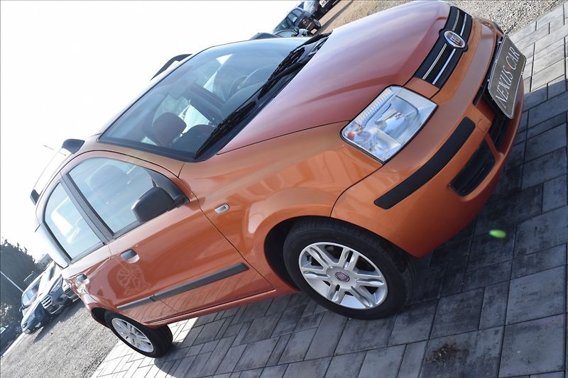 Fiat Panda 1,2 i 44KW AUTOMAT KLIMA ALU - fotka 4 z 49