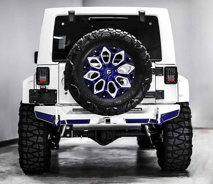 Jeep Wrangler v úpravě Voltron.