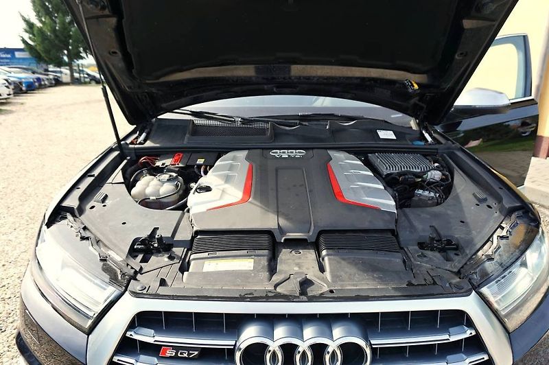 Audi SQ7 (2017) SQ 4,0 TDI V8 320 kW - fotka 53 z 55