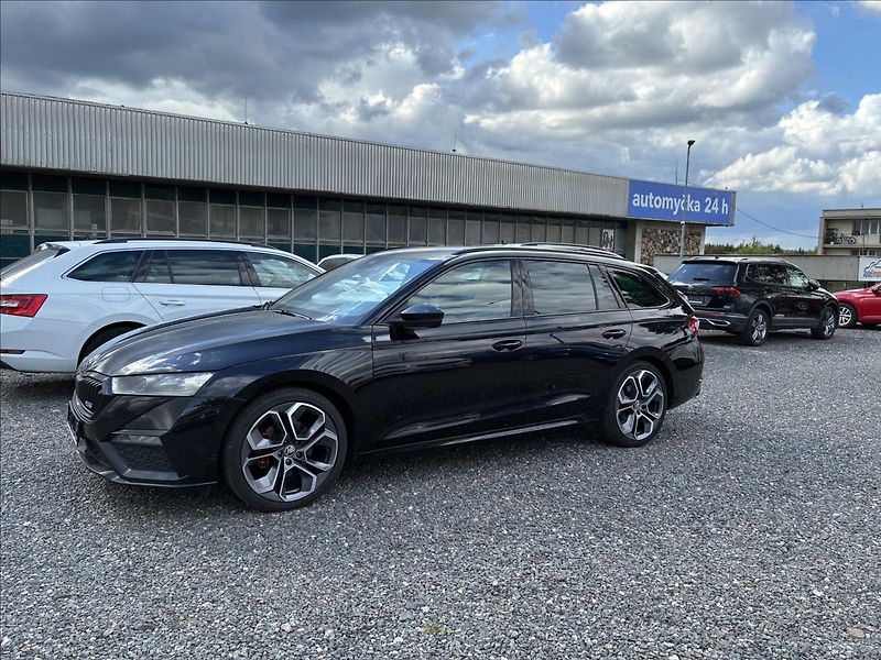 Škoda Octavia 2,0 RS,CHALLENGE,TAŽNÉ,KŮŽE - fotka 2 z 38