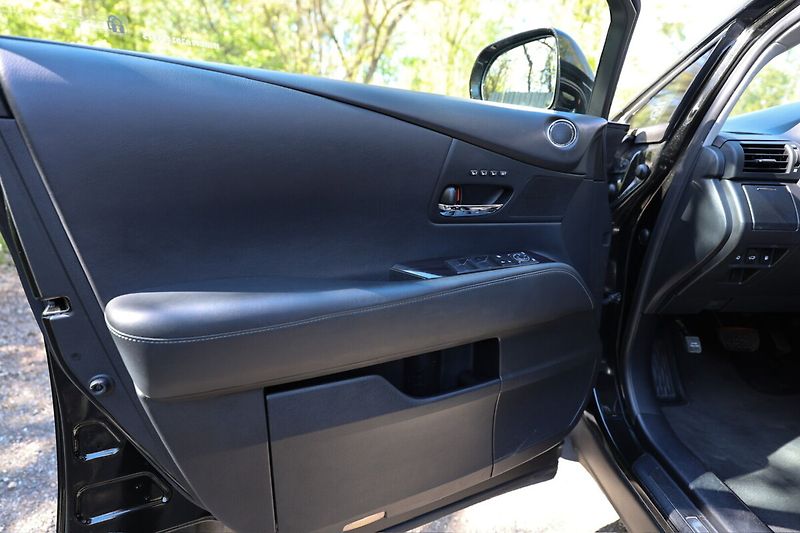 Lexus RX 450h 450H 3,5 HEV EXECUTIVE - fotka 8 z 27