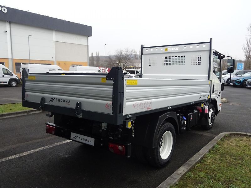 Isuzu M27 (2025) 3,0L 150k MAN5 3s sklápěč - fotka 4 z 39