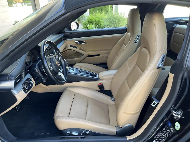 Porsche 911 Targa 4S 991.2 309 kW - fotka 18 z 31