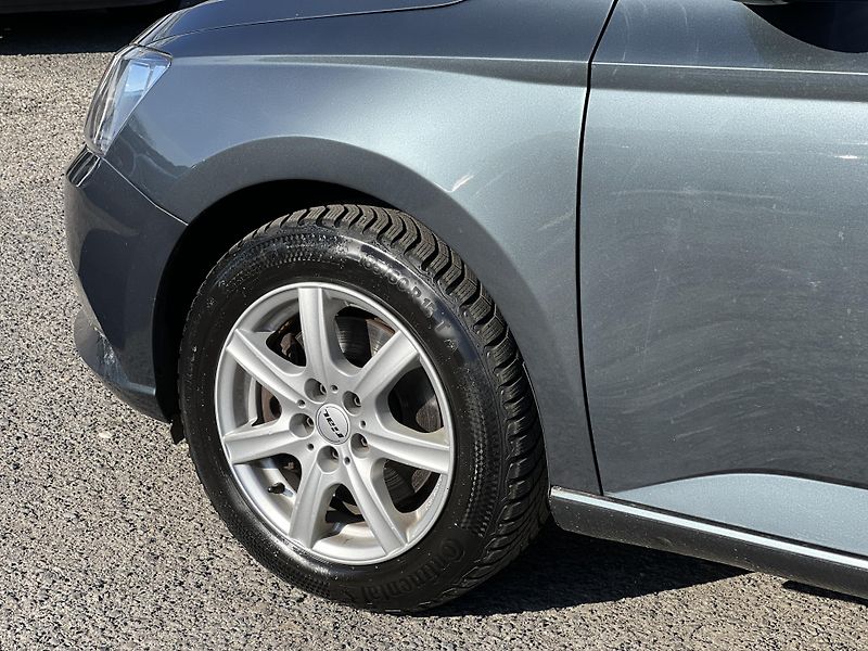 Škoda Fabia 1.2TSi 81kw KLIMA TEMPOMAT ALU - fotka 37 z 40