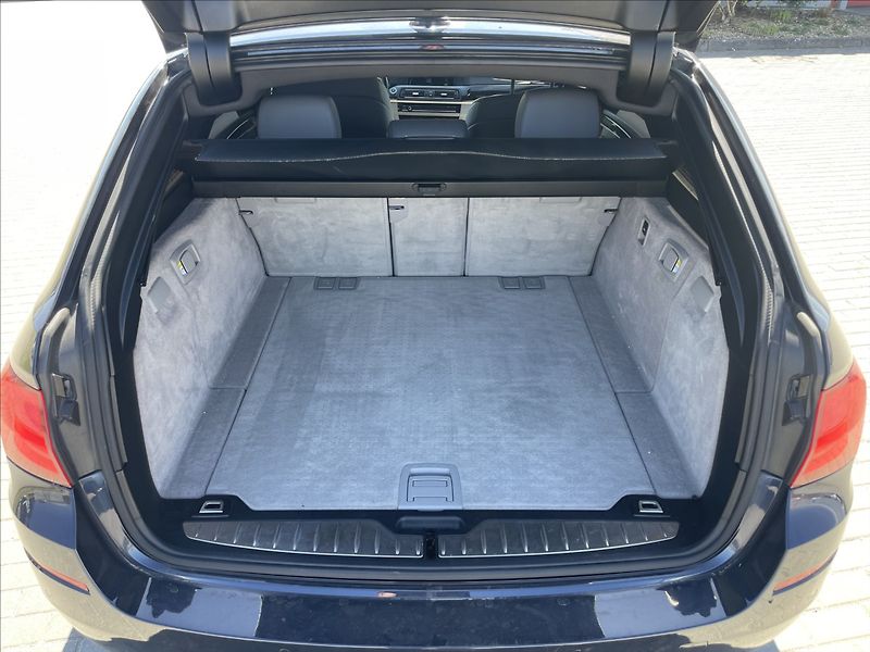 BMW Řada 5 3,0 d 180kw Manuál Luxury 2maj - fotka 9 z 31