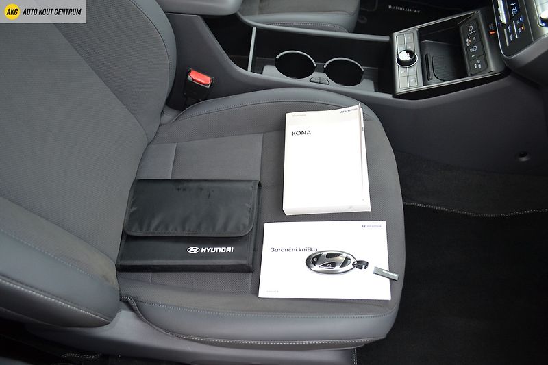 Hyundai Kona 1.0T-GDI DCT STYLE ECO TT - fotka 46 z 54