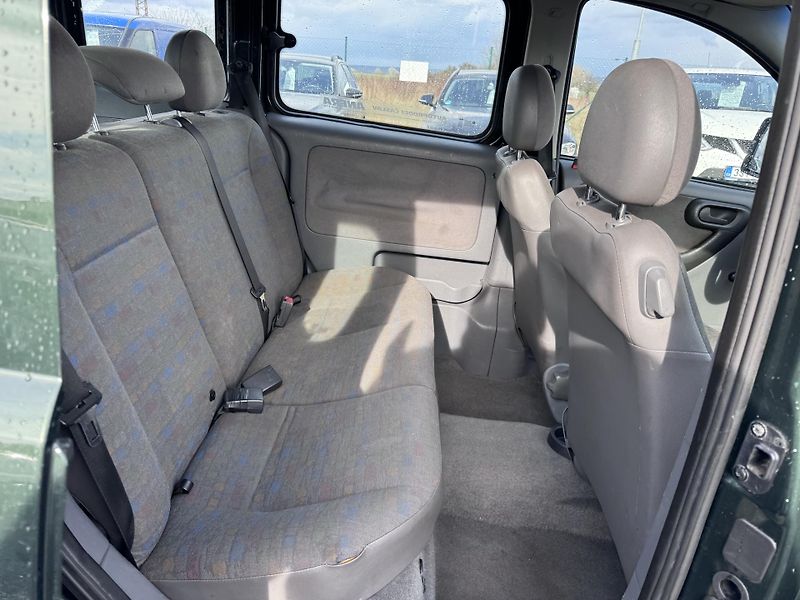 Opel Combo 1.7 DTi, 5-ti místné, TK 12/27 - fotka 13 z 16
