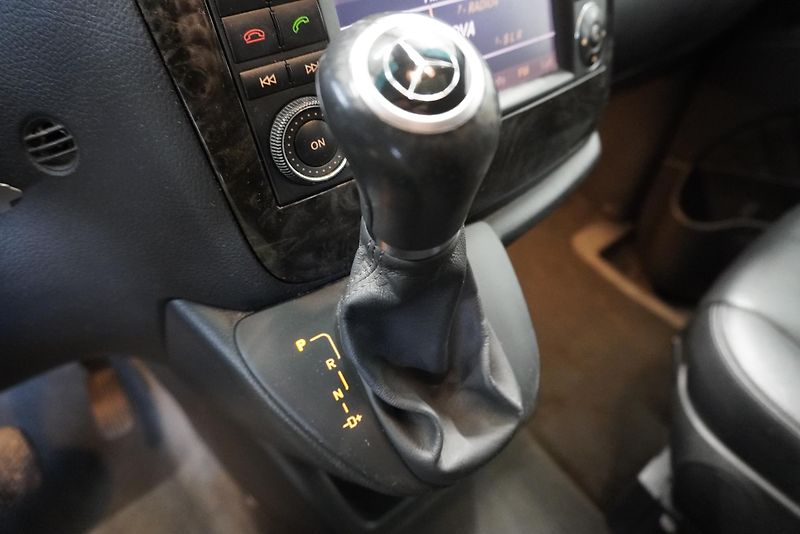 Mercedes-Benz Viano (2014) 3.0 CDi 165 kW LONG 8 MÍST - fotka 20 z 35