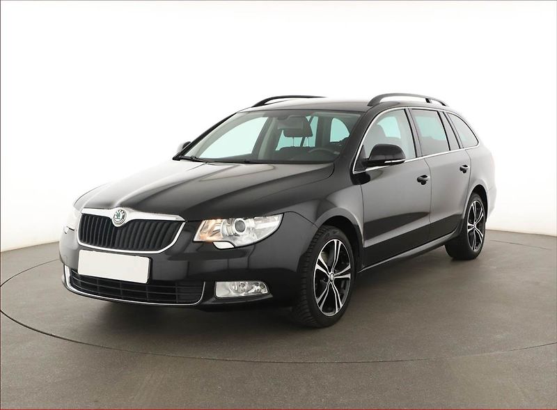 Škoda Superb (2012) 1.4 TSI, Tempomat - fotka 2 z 12