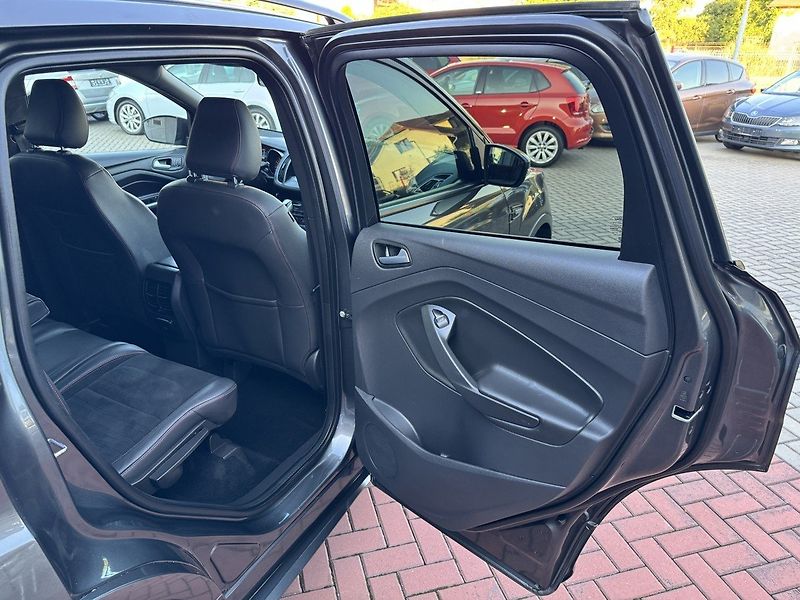 Ford Kuga (2019) 2.0 TDCi ST-Line Xenony AT - fotka 23 z 48