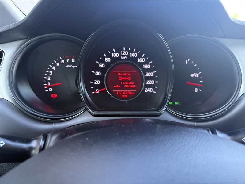 Kia Ceed 1,6 GDi 99 kw ČR 1. maj. servi - fotka 11 z 23