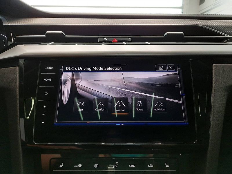 Volkswagen Arteon Shooting Brake (2022) R-Line 2.0 TSI (140kW/190k) DS - fotka 16 z 34