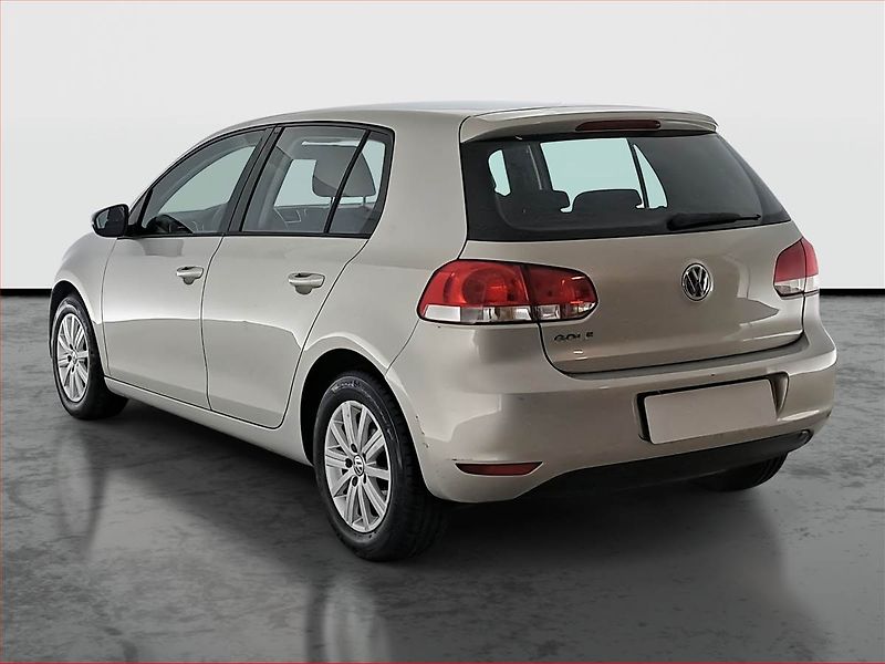 Volkswagen Golf (2012) Comfortline 1.2 TSI, Tempomat - fotka 4 z 16