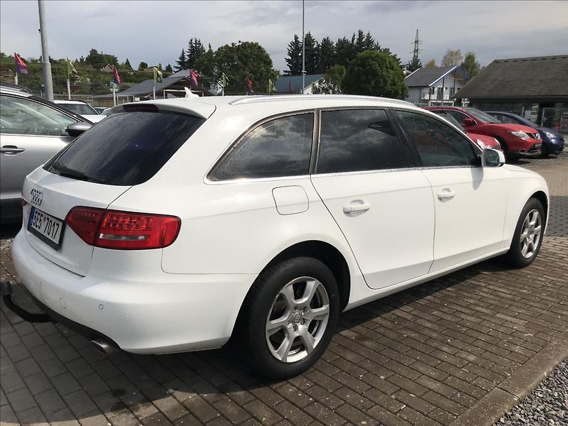 Audi A4 2,7 - fotka 4 z 15