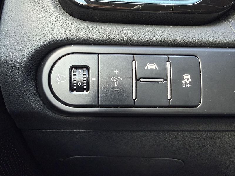 Kia XCeed 1.6 T-GDI 110kW DCT STEEL Edit - fotka 15 z 23