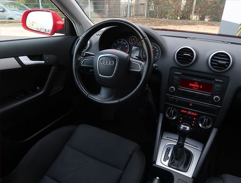 Audi A3 (2012) 1.2 TFSI, Automat, Serv.kniha - fotka 7 z 17