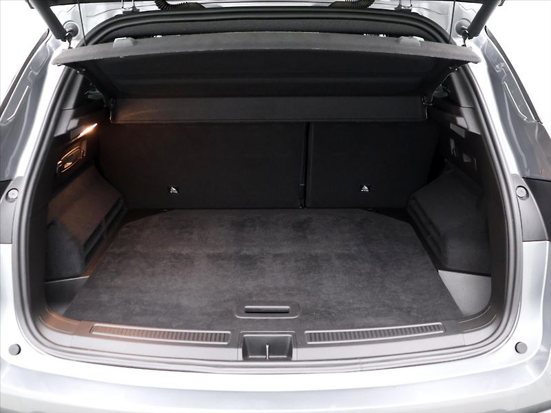 Renault Austral 1,2 E-tech full hybrid 200 CZ - fotka 10 z 31