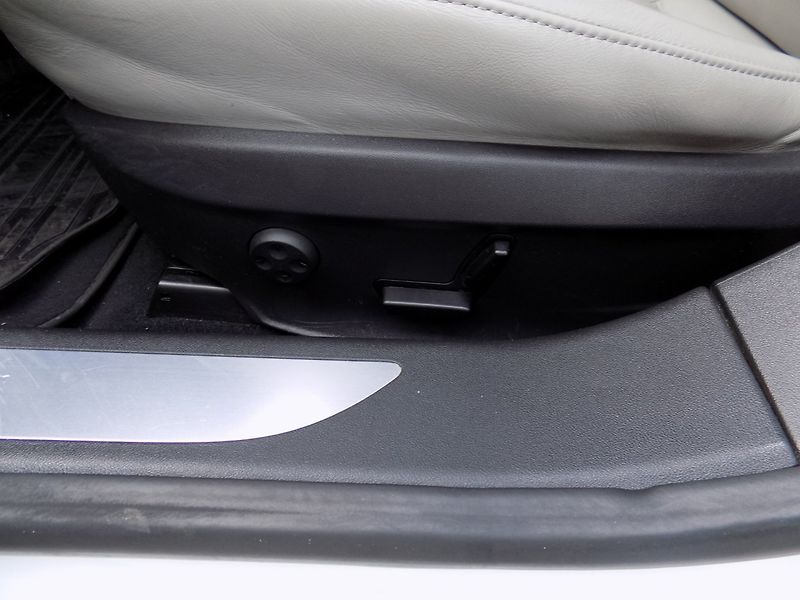 Tesla Model S (2015) 90D/1.Maj.ČR/Ludicrous/762PS/ - fotka 23 z 39