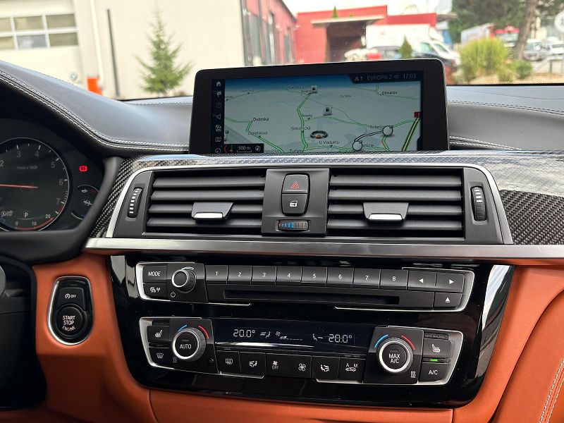 BMW Řada 4 440i xDrive Gran Coupé M 240kW - fotka 26 z 75